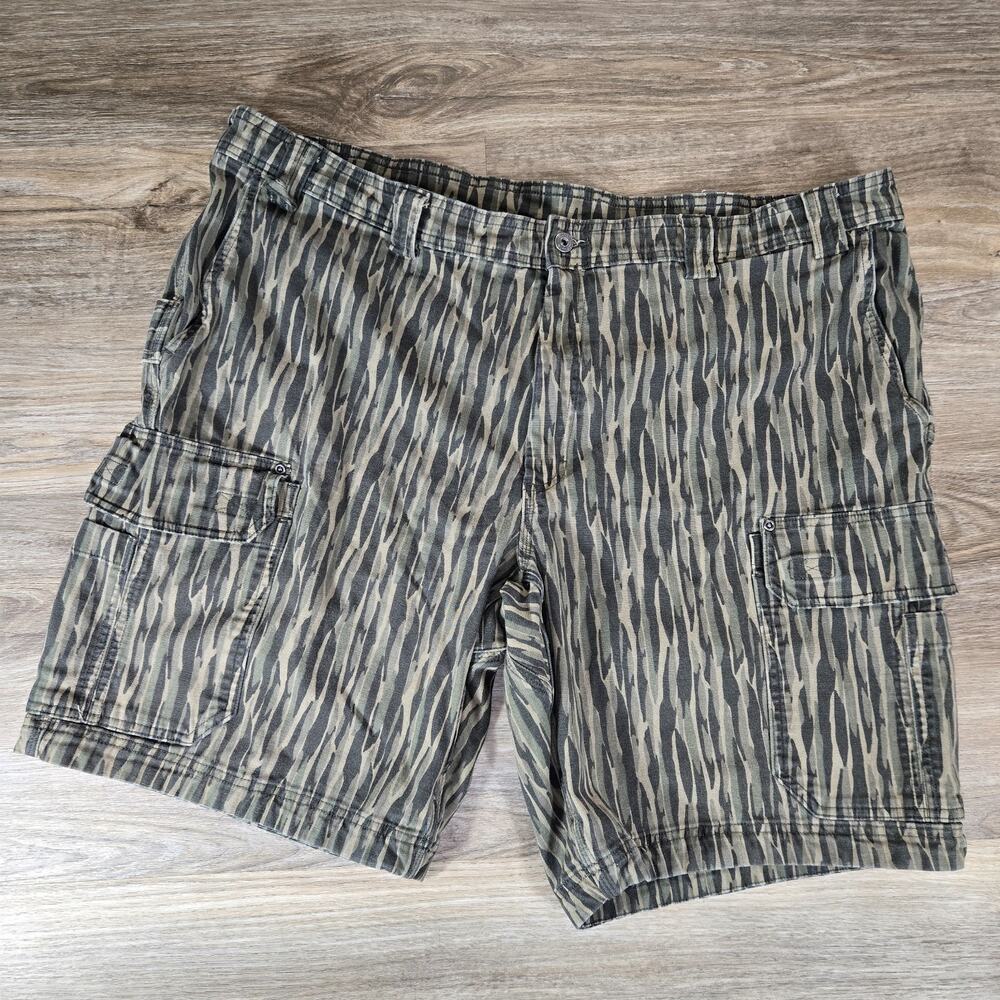 Duluth Trading Flex Fire Hose Cargo Shorts Mens 46 Camo Relaxed Fit Utility Tree